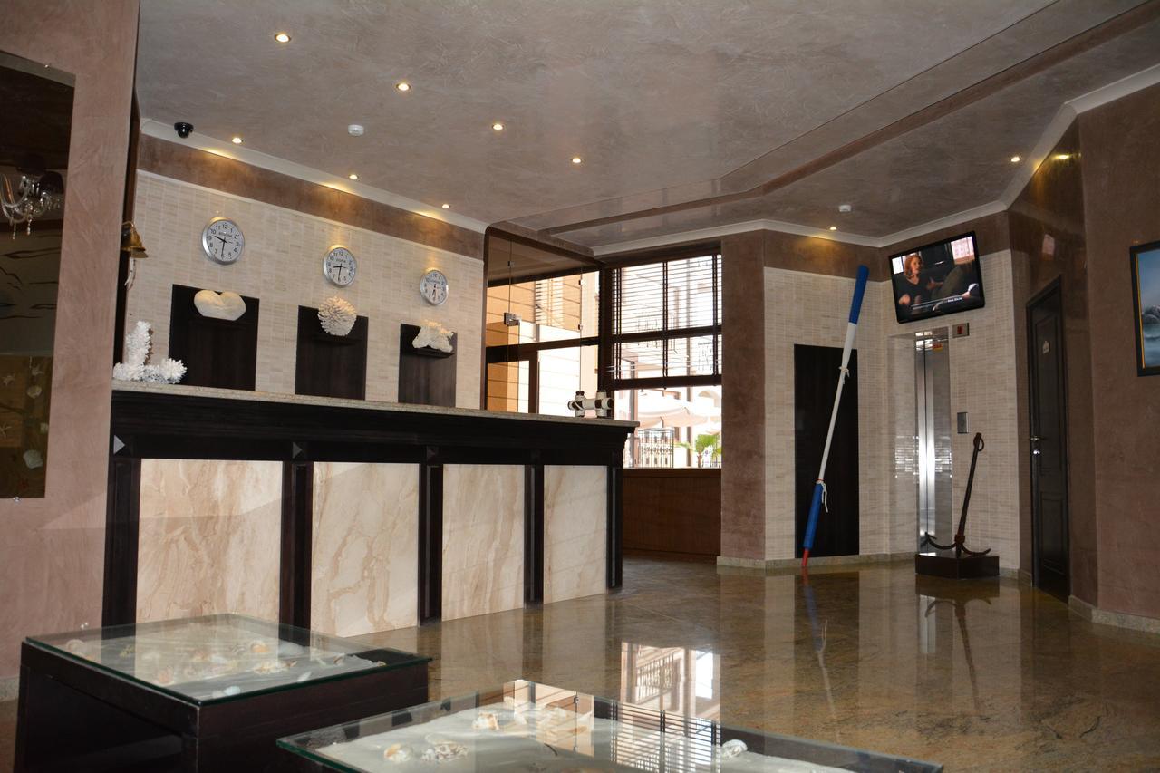 Vip Club Dolphin Coast Aparthotel Sunny Beach Buitenkant foto